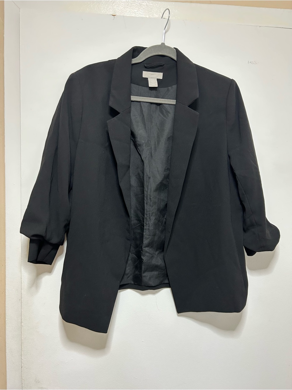 H&M Black Open-Front Cropped Sleeve Blazer